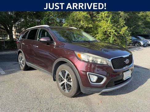 Used 2016 Kia Sorento EX FWD image 1