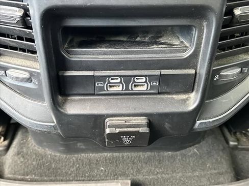 Used 2021 RAM 1500 Laramie AWD/4WD image 16