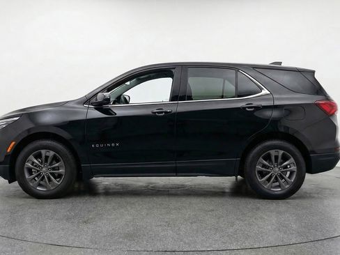 Used 2025 Chevrolet Equinox LT FWD image 4