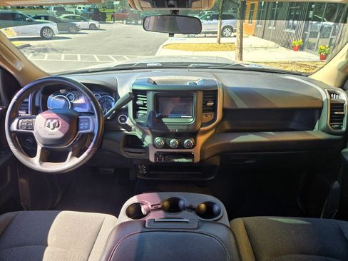 Used 2020 RAM 3500 Tradesman image 14