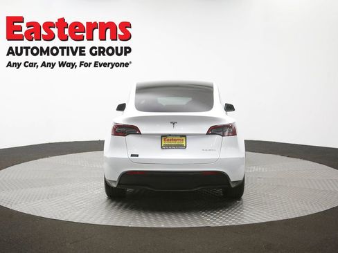 Used 2023 Tesla Model Y Long Range image 31