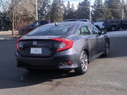 Used 2018 Honda Civic EX image 8