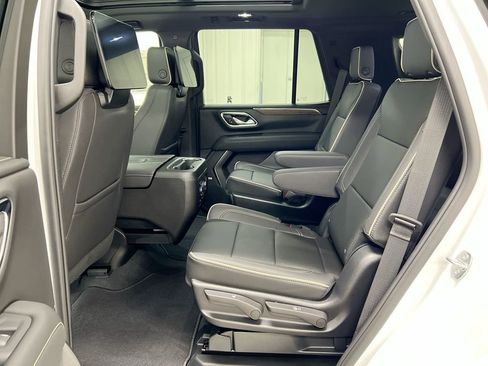 Used 2023 Chevrolet Tahoe Premier AWD/4WD image 24