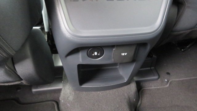 Used 2026 Ford Explorer Active AWD/4WD image 17