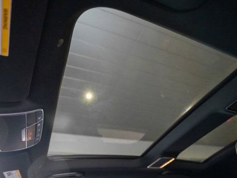 Certified 2019 Mercedes-Benz S 560 4MATIC Sedan image 18