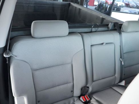Used 2018 Chevrolet Silverado 1500 Custom w/ Custom Value Package AWD/4WD image 31