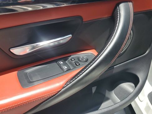 Used 2015 BMW M4 Coupe RWD image 26