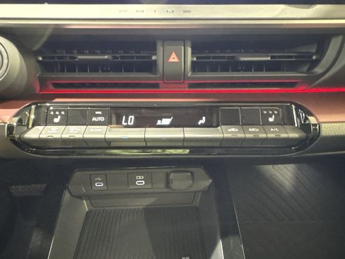 New 2026 Toyota Prius Plug-In Hybrid image 20