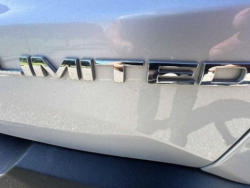 Used 2021 Jeep Renegade Limited w/ Trailer Tow Group image 18