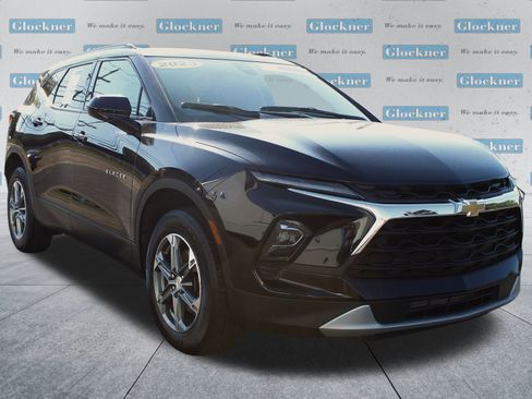 Used 2023 Chevrolet Blazer LT w/ Convenience Package image 3