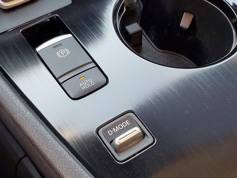 Certified 2025 Nissan Rogue SL image 22