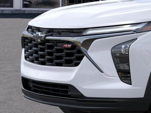 New 2026 Chevrolet Trax RS w/ Sunroof Package FWD image 34
