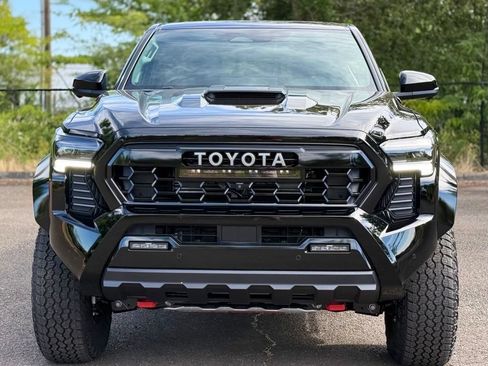 Used 2026 Toyota Tacoma TRD Pro w/ Tow Tech Package AWD/4WD image 8