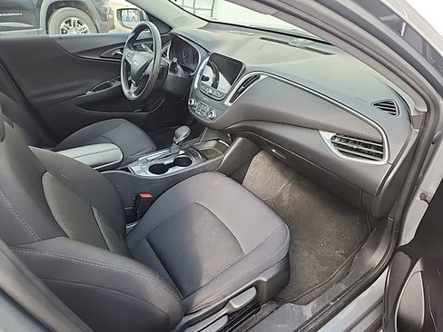 Used 2024 Chevrolet Malibu LT image 14