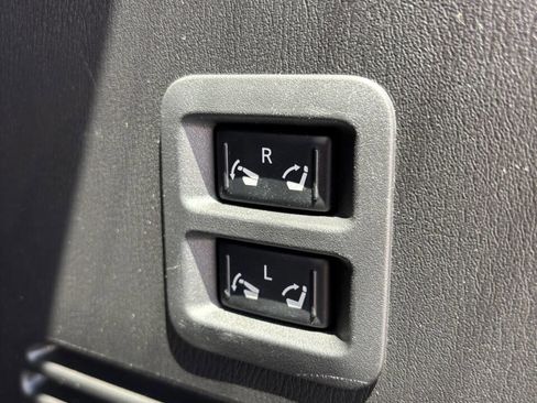 Used 2019 Nissan Armada SL w/ Premium Package AWD/4WD image 35