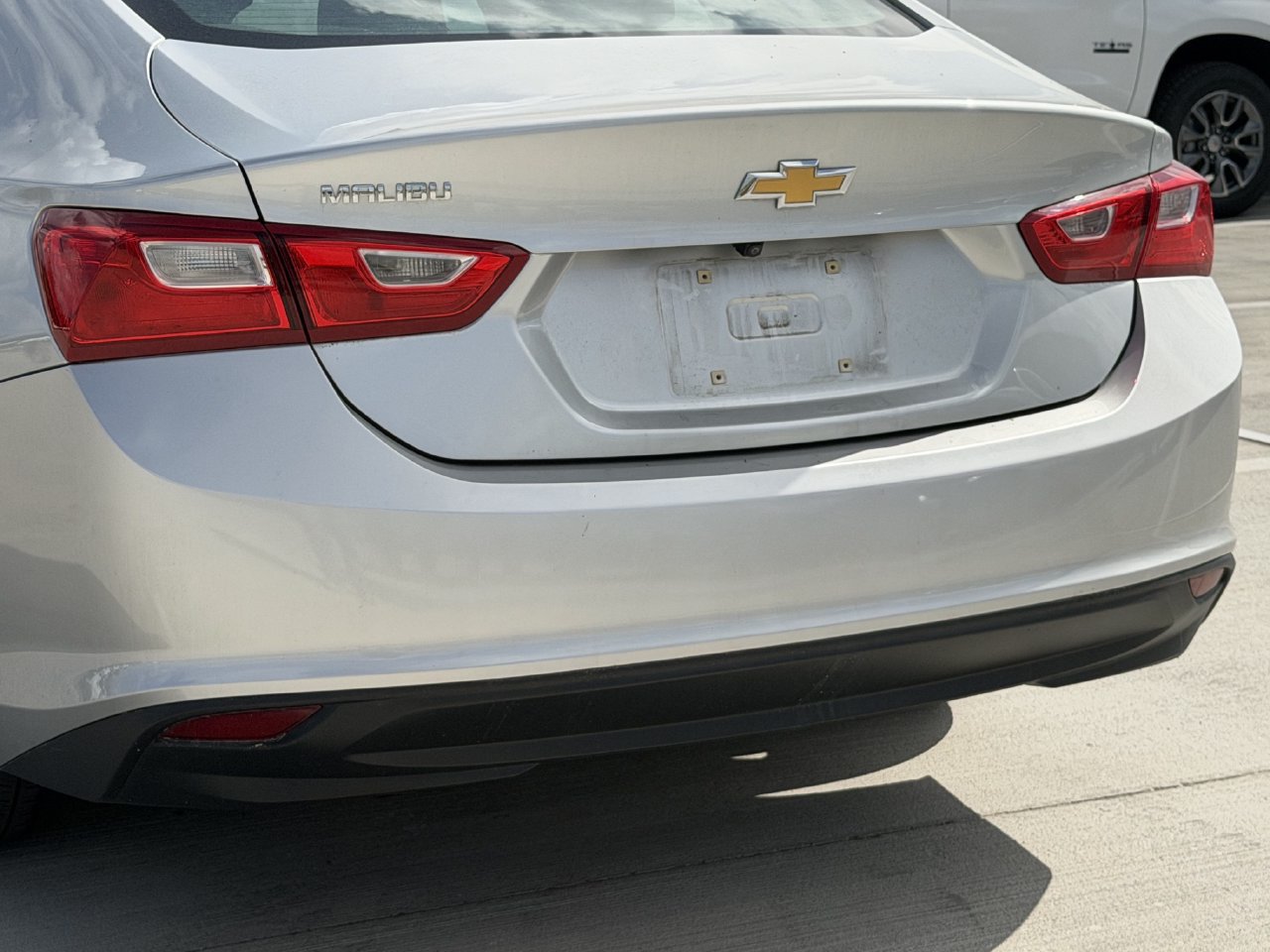 Used 2020 Chevrolet Malibu LS FWD image 6