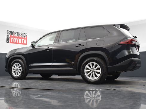 Used 2025 Toyota Grand Highlander XLE image 29