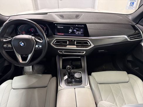 Used 2023 BMW X5 xDrive40i w/ Premium Package image 7