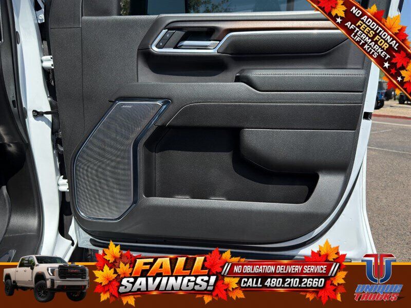 Used 2024 GMC Sierra 2500 Denali w/ Denali Reserve Package AWD/4WD image 30