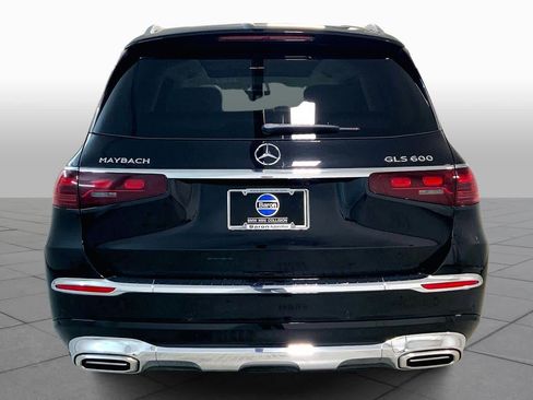 Used 2025 Mercedes-Benz Maybach GLS 600 4MATIC image 4
