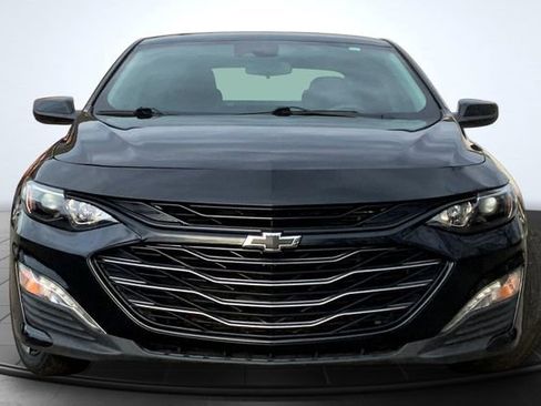 Used 2025 Chevrolet Malibu RS image 3