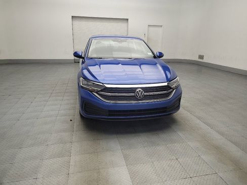 Used 2024 Volkswagen Jetta SE image 14