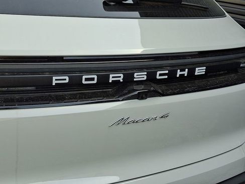 New 2026 Porsche Macan 4 Electric AWD/4WD image 23