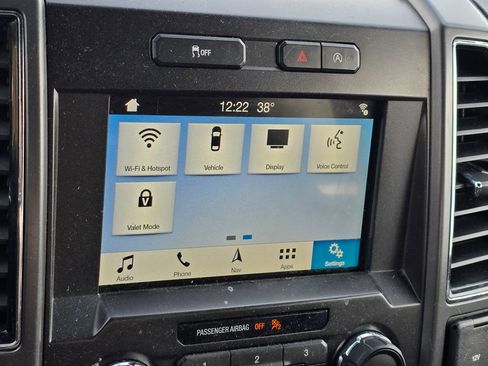 Used 2018 Ford F150 XLT w/ Equipment Group 302A Luxury image 19