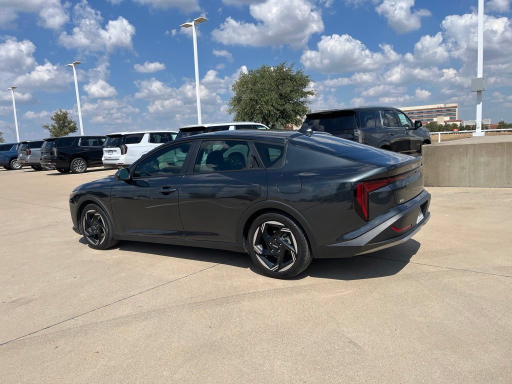Used 2025 Kia K4 EX FWD image 4
