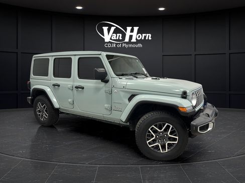Used 2024 Jeep Wrangler Unlimited Sahara AWD/4WD image 1
