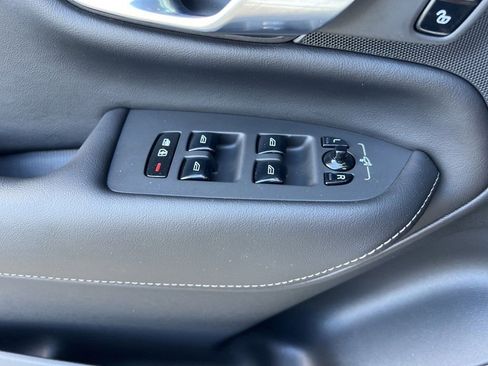 Used 2023 Volvo XC90 B6 Ultimate image 24