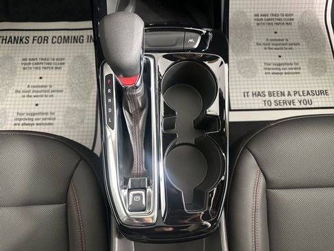 New 2026 Chevrolet Trax RS w/ Sunroof Package image 18