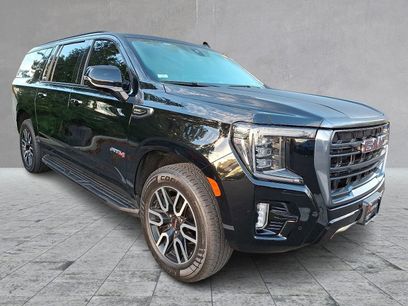 Used 2022 GMC Yukon XL AT4