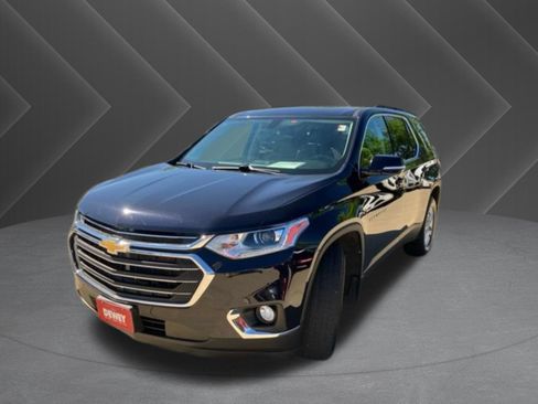 Used 2020 Chevrolet Traverse LT AWD/4WD image 3