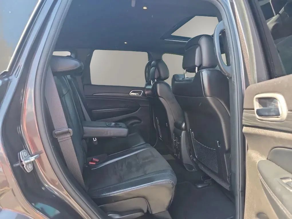 Used 2019 Jeep Grand Cherokee Altitude AWD/4WD image 47