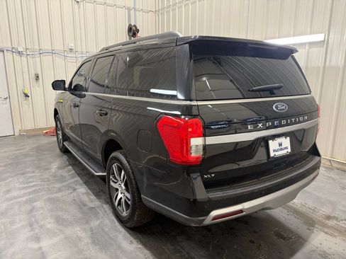 Used 2022 Ford Expedition XLT AWD/4WD image 17