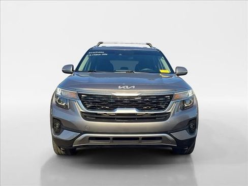 Used 2023 Kia Seltos S w/ Navigation Package image 8