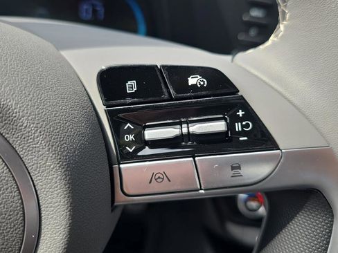 New 2026 Hyundai Elantra SEL Sport Premium FWD image 25