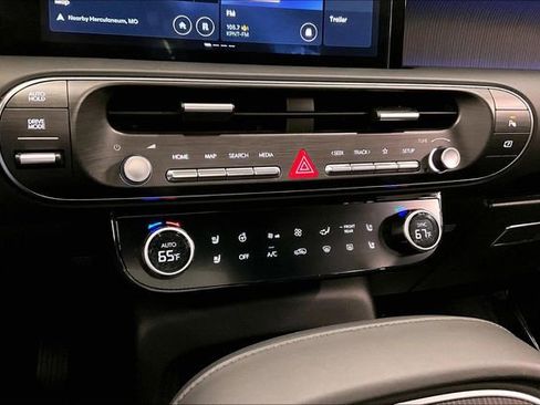 Used 2026 Hyundai Palisade Calligraphy FWD image 32
