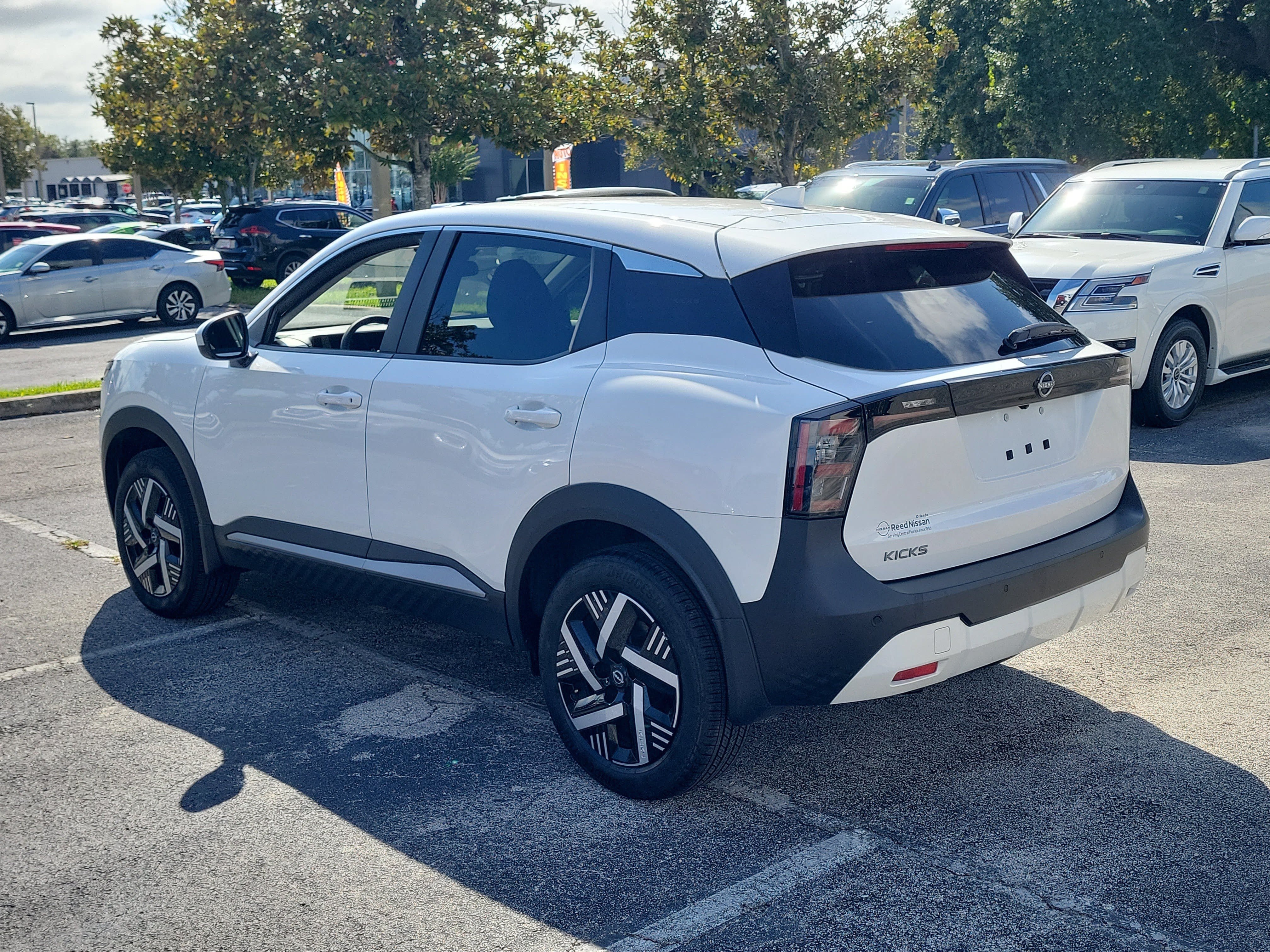 Certified 2025 Nissan Kicks SV FWD image 7
