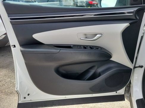 Certified 2024 Hyundai Tucson SEL FWD image 12