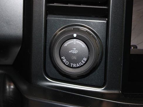 New 2026 Ford F250 Lariat w/ Black Appearance Package image 46