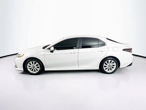 Used 2024 Toyota Camry LE FWD image 4