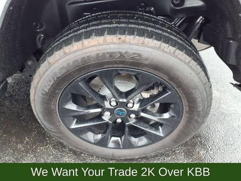 Used 2024 Jeep Wrangler Unlimited Sahara w/ Technology Group image 17