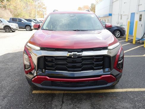 New 2026 Chevrolet Equinox ACTIV w/ Convenience Package III image 3