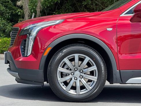 Used 2020 Cadillac XT4 Premium Luxury AWD/4WD image 4