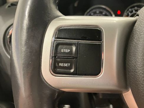 Used 2016 Jeep Compass Latitude AWD/4WD image 32