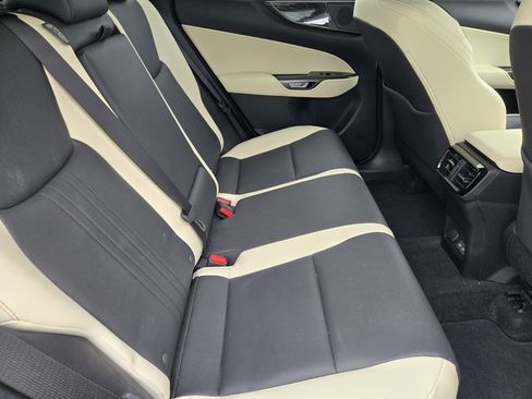 Used 2024 Lexus NX 250 FWD w/ Towing Package (2000 Lbs) image 10