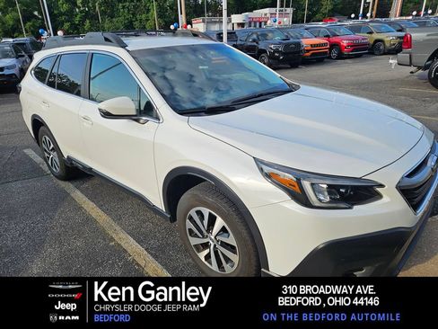 Used 2020 Subaru Outback Premium w/ Popular Package #1 AWD/4WD image 1