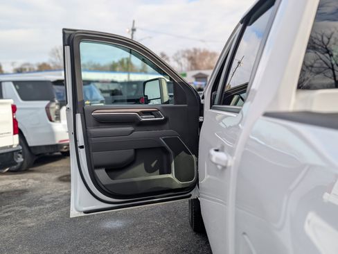 Used 2025 Chevrolet Silverado 2500 LT w/ All Star Edition image 26